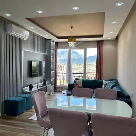 Apartment Cityscape Oasis Tirana